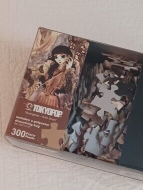 TOKYOPOP Black Drawstring Bag and 300  Piece Puzzle